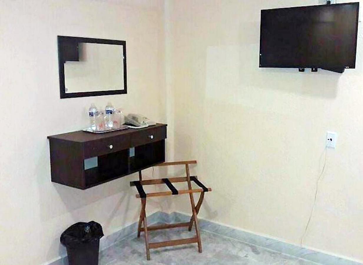 Hotel Versalles Suites Cancun Dış mekan fotoğraf