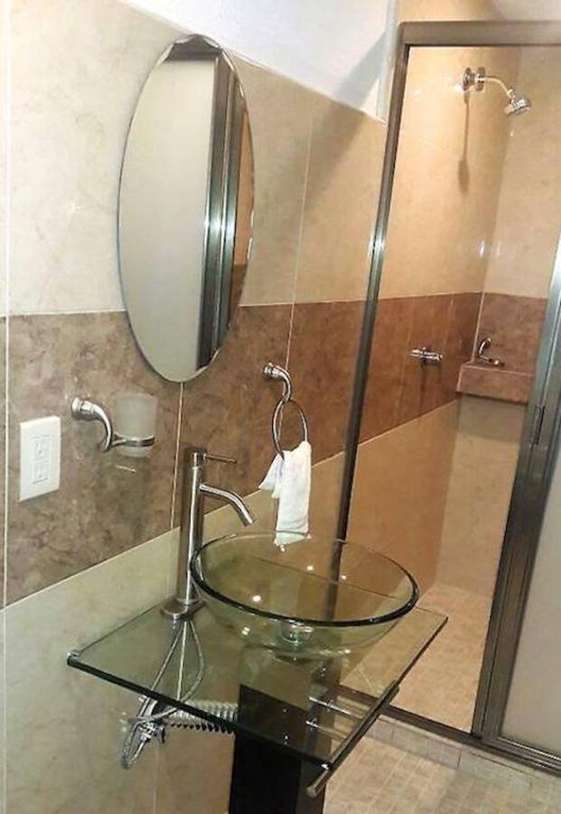 Hotel Versalles Suites Cancun Dış mekan fotoğraf