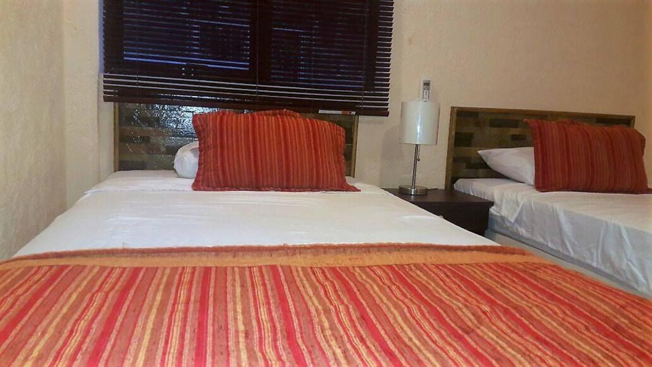 Hotel Versalles Suites Cancun Dış mekan fotoğraf