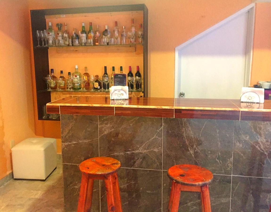 Hotel Versalles Suites Cancun Dış mekan fotoğraf