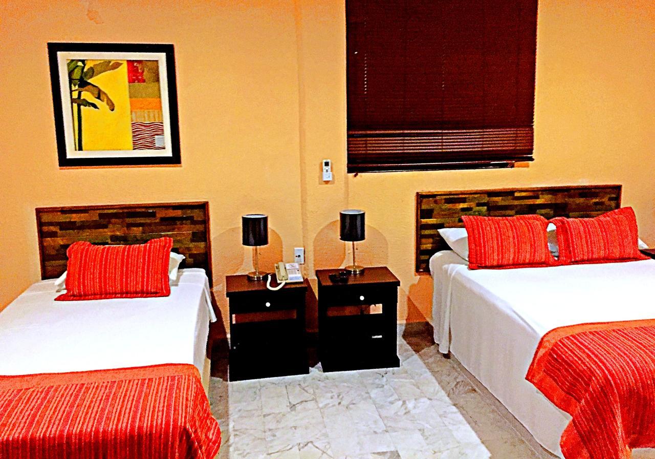 Hotel Versalles Suites Cancun Dış mekan fotoğraf