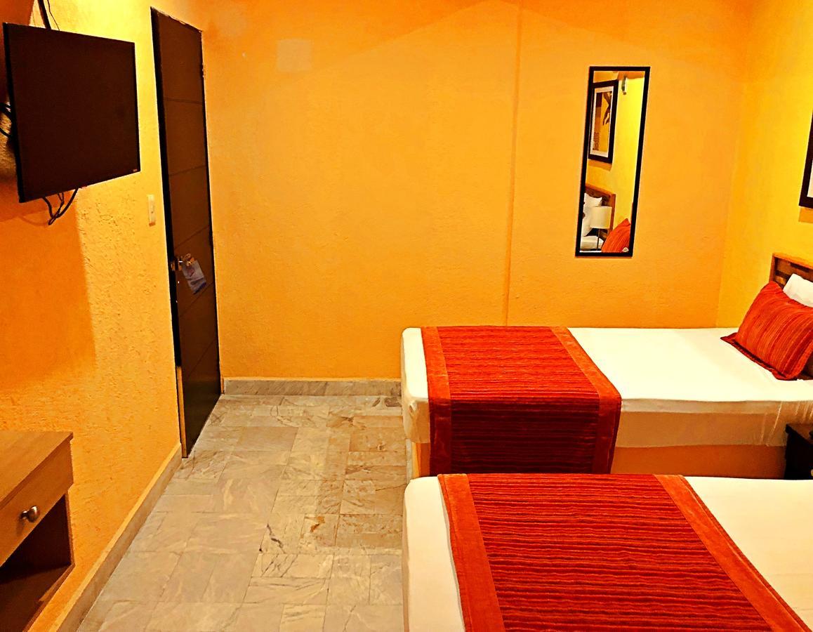 Hotel Versalles Suites Cancun Dış mekan fotoğraf